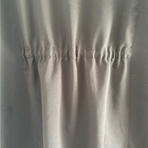 Carhartt women’s Black Short Sleeve scrub Shirt size XL - Picture 7 of 8